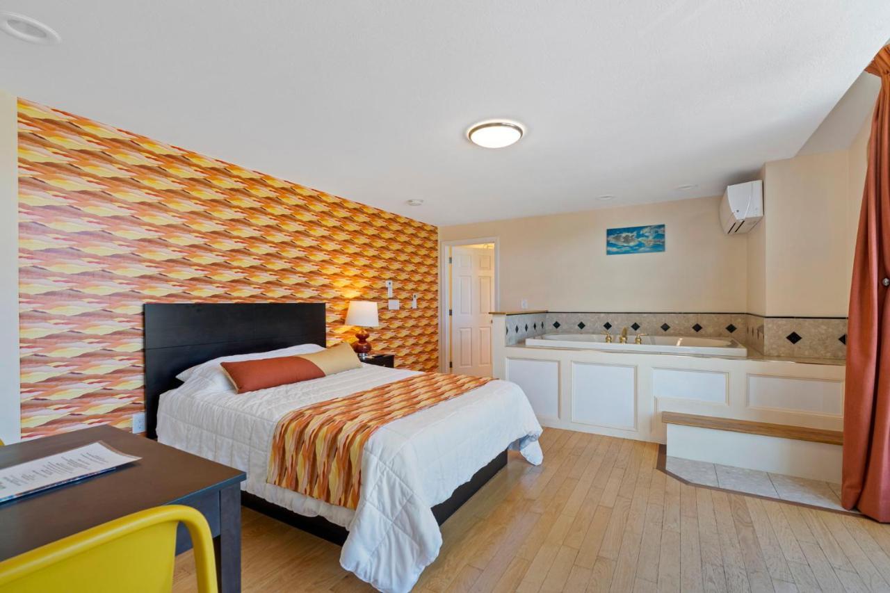 Motel Wagon Wheel Saco
