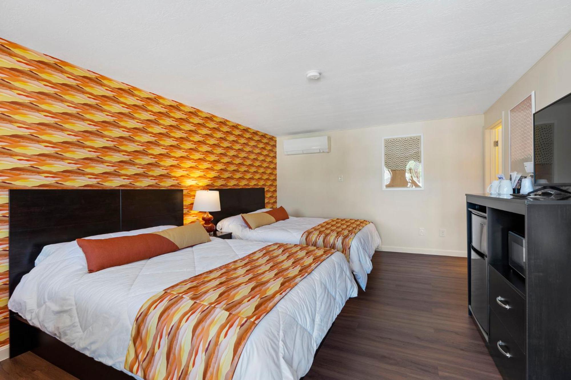 Wagon Wheel Motel *